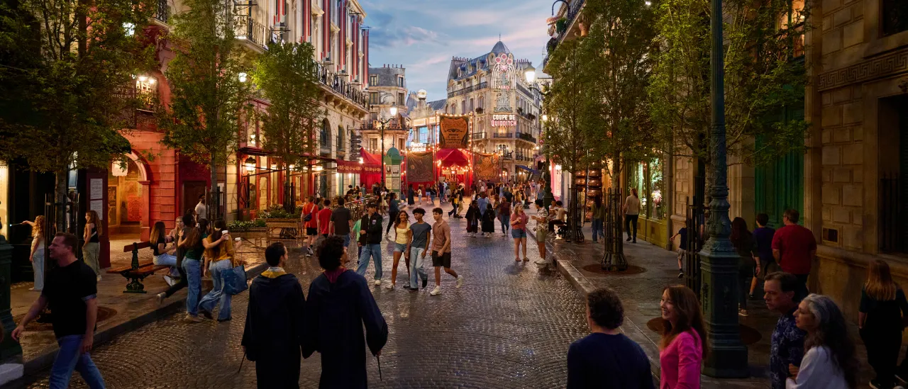 Paris dos anos 1920 · Epic Universe, foto oficial Universal Orlando